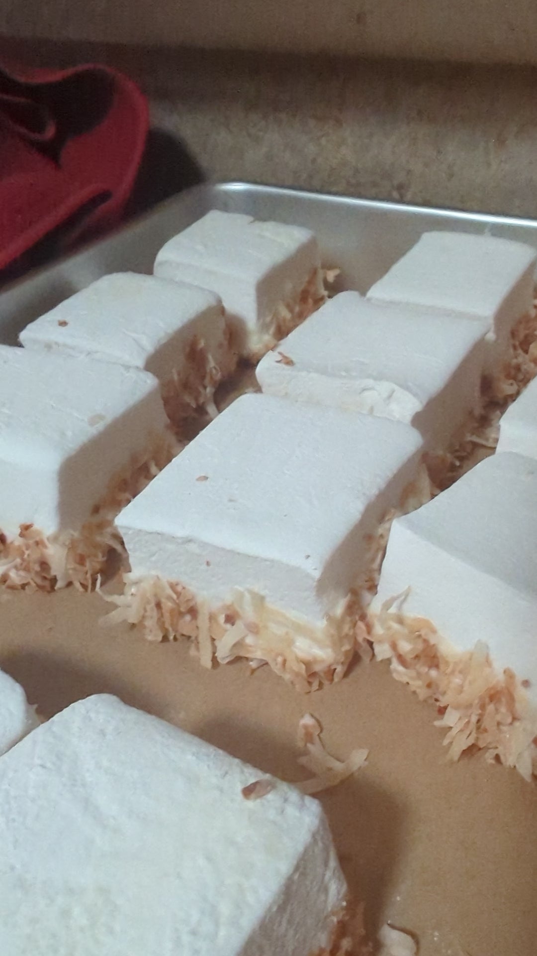 Coconut with White Chocolate & Toasted Coconut Marshmallow